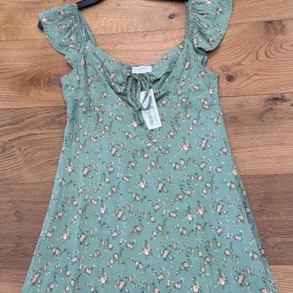 Juniors Women Blu Pepper Floral Ruffle Sleeve Mini Dress Size L